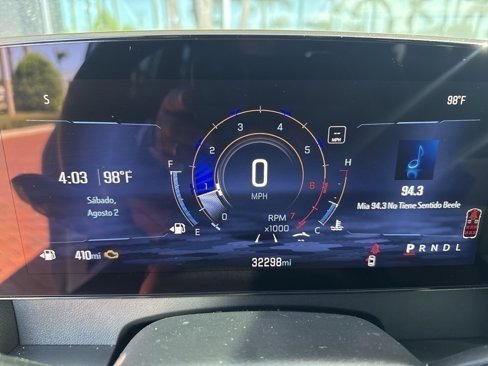 Used 2024 Chevrolet Traverse LS image 3