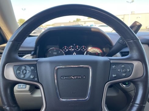 Used 2015 GMC Yukon XL Denali w/ Open Road Package image 21