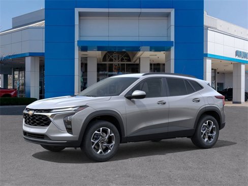 New 2025 Chevrolet Trax LT image 2