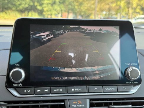 Certified 2020 Nissan Altima 2.5 SR w/ Premium Package image 28