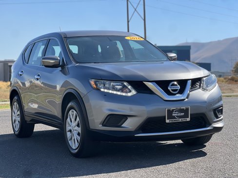 Used 2015 Nissan Rogue S image 3