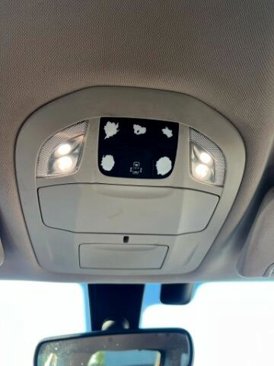 Used 2019 Chrysler Pacifica Touring-L image 17