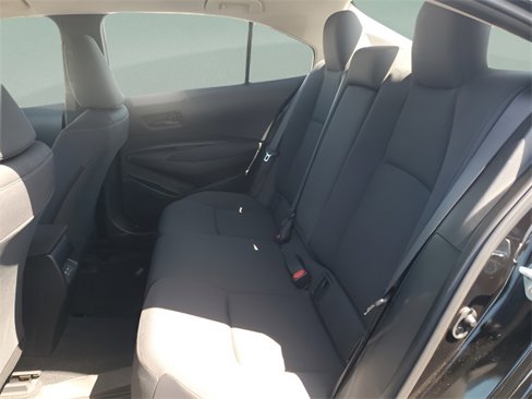 Used 2024 Toyota Corolla LE image 11