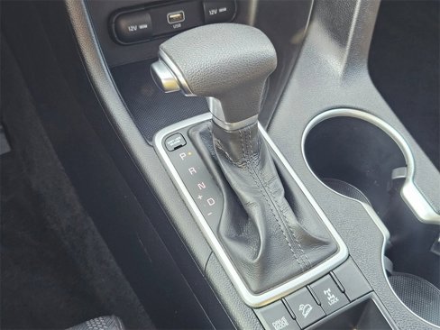 Used 2022 Kia Sportage LX image 18