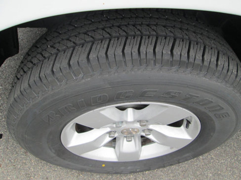 Used 2020 RAM 1500 Tradesman w/ Chrome Appearance Group image 15