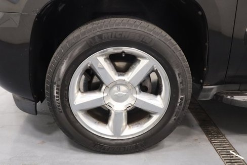 Used 2012 Chevrolet Avalanche LTZ image 22
