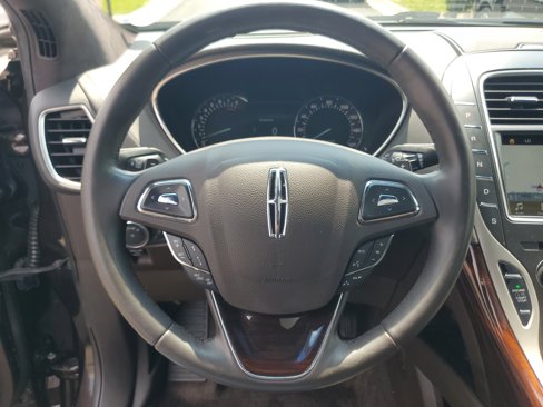 Used 2017 Lincoln MKX Black Label w/ Driver Assistance Package image 14