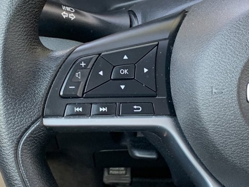Used 2024 Nissan Sentra SV image 12