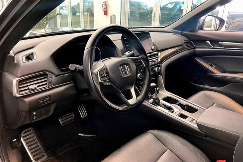 Used 2020 Honda Accord Sport image 15
