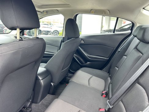 Used 2016 MAZDA MAZDA3 i Touring image 16