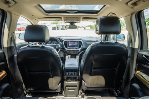Used 2017 GMC Acadia Denali w/ Technology Package image 28
