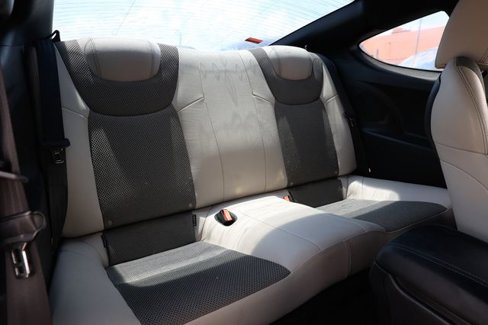 Used 2013 Hyundai Genesis 2.0T image 12