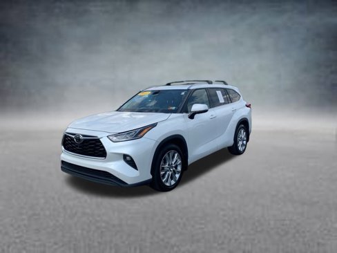 Used 2022 Toyota Highlander Limited image 7