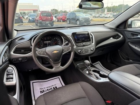 Used 2024 Chevrolet Malibu LT image 17