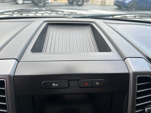 Used 2019 Ford F150 XLT image 38
