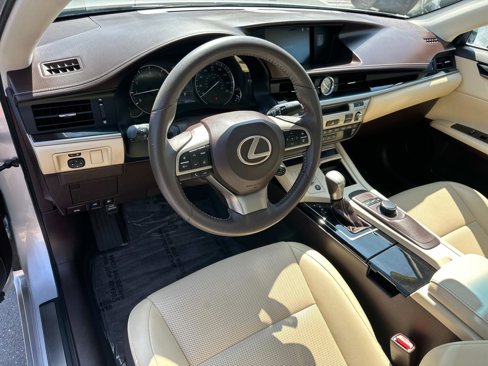 Used 2016 Lexus ES 350 image 9