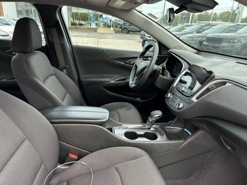 Used 2024 Chevrolet Malibu LT image 31