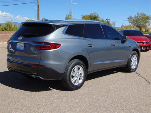 Used 2019 Buick Enclave Essence image 4