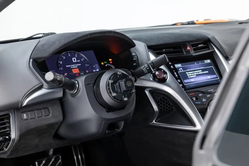 Used 2017 Acura NSX image 85