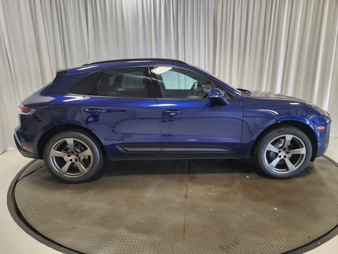 New 2025 Porsche Macan image 28