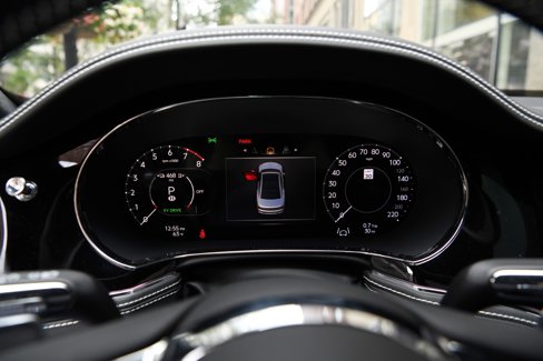 New 2026 Bentley Flying Spur Azure image 15