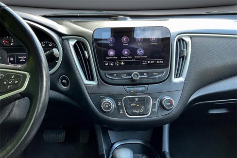 Used 2022 Chevrolet Malibu RS image 9