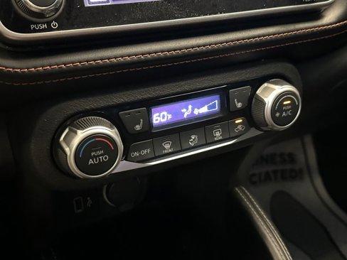 Used 2018 Nissan Kicks SR w/ Premium Package image 14