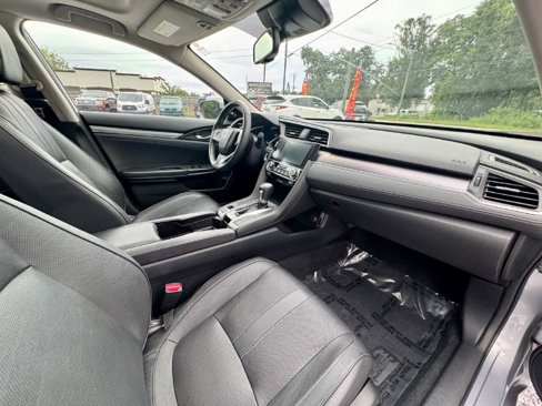 Used 2016 Honda Civic Touring image 14