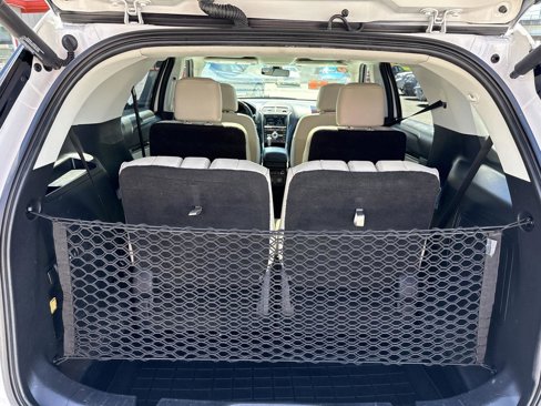 Used 2016 Ford Explorer Platinum image 19