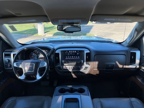 Used 2018 GMC Sierra 1500 SLT w/ Suspension Package, Off-Road image 13