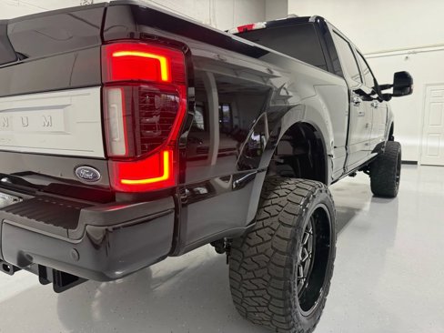 Used 2022 Ford F250 Platinum w/ FX4 Off-Road Package image 14
