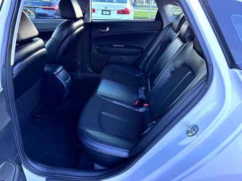 Used 2019 Kia Optima S image 9