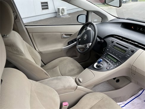 Used 2011 Toyota Prius Five image 17