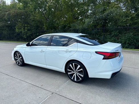 Used 2020 Nissan Altima 2.5 SR image 3