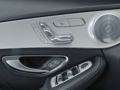 Used 2019 Mercedes-Benz C 300 Sedan image 23