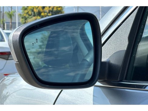 Used 2021 Ford Escape Titanium image 19