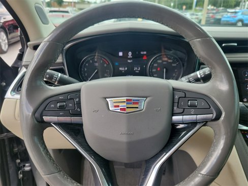 Used 2021 Cadillac XT6 Premium Luxury image 22