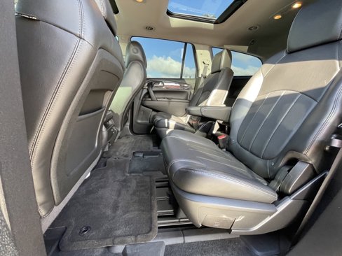 Used 2017 Buick Enclave Premium image 28