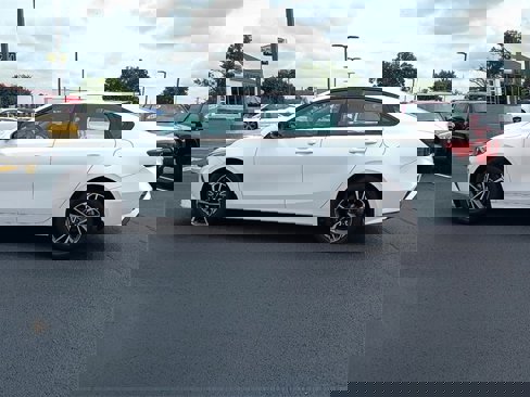 Used 2023 Kia Forte LXS w/ LXS Technology Package image 4