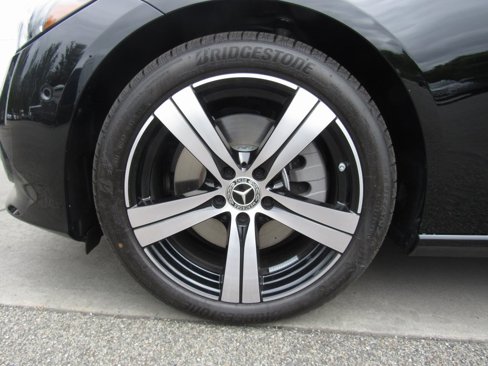 New 2025 Mercedes-Benz C 300 4MATIC Sedan image 35