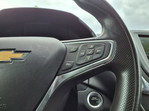 Used 2020 Chevrolet Equinox LT image 16