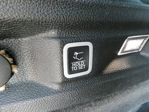 Used 2021 Jeep Grand Cherokee L Overland w/ Luxury Tech Group IV image 19