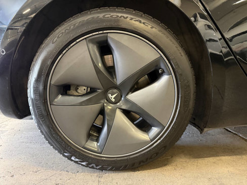Used 2018 Tesla Model 3 Long Range image 27