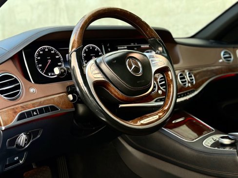 Used 2015 Mercedes-Benz S 550 4MATIC Sedan image 15