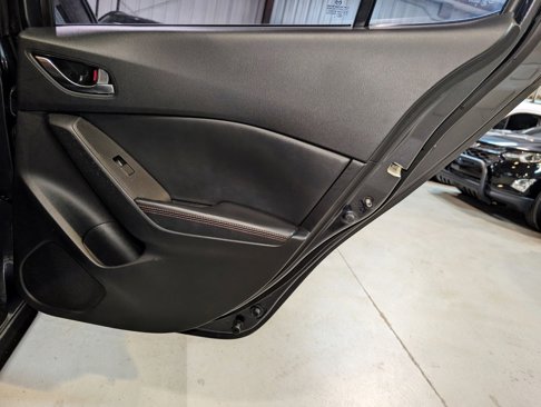 Used 2014 MAZDA MAZDA3 s Grand Touring image 21