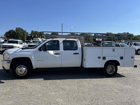 Used 2013 Chevrolet Silverado 3500 W/T image 4