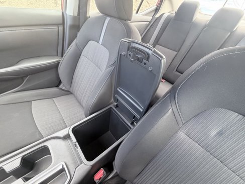 Used 2022 Nissan Sentra SV w/ Trunk Package image 18