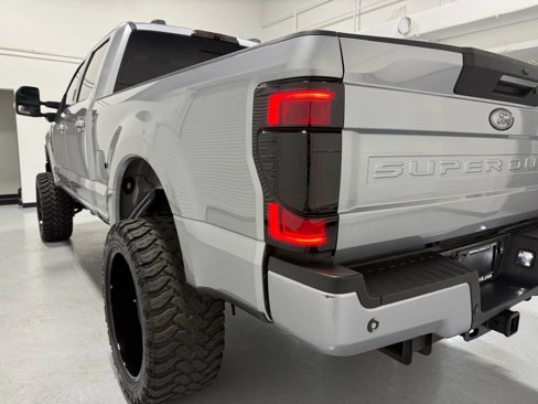 Used 2022 Ford F250 Lariat w/ Lariat Ultimate Package image 10