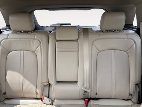 Used 2016 Lincoln MKX Reserve w/ Climate Package image 12
