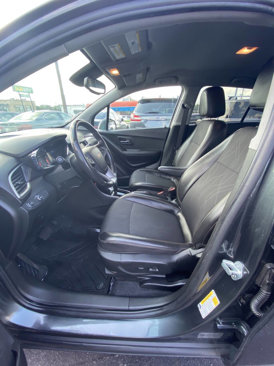 Used 2020 Chevrolet Trax LT w/ Driver Confidence Package image 23